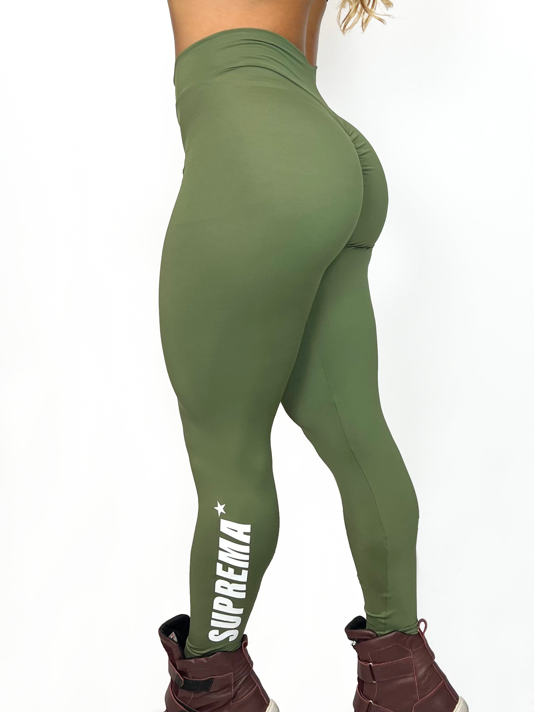 Calça empina | Verde militar | Suprema