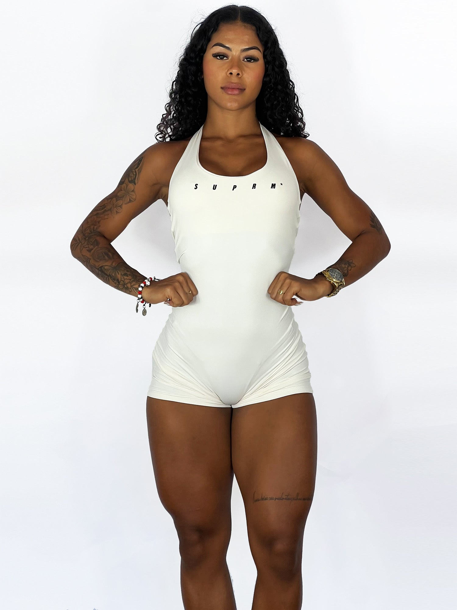 Macaquinho frente única off white | Suprm