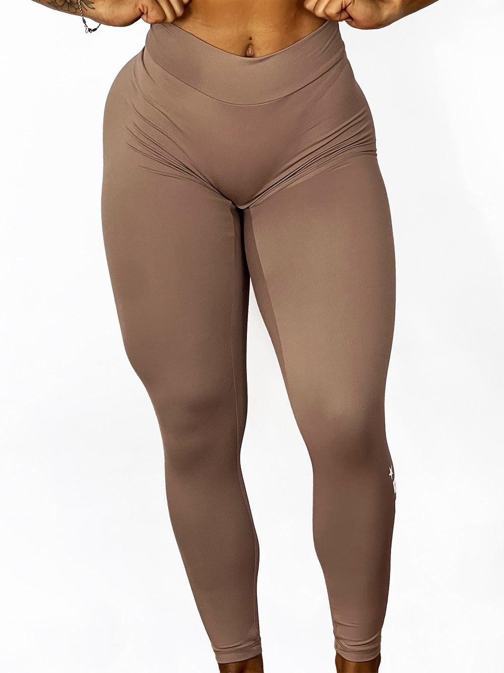 Calça empina avelã | Suprema