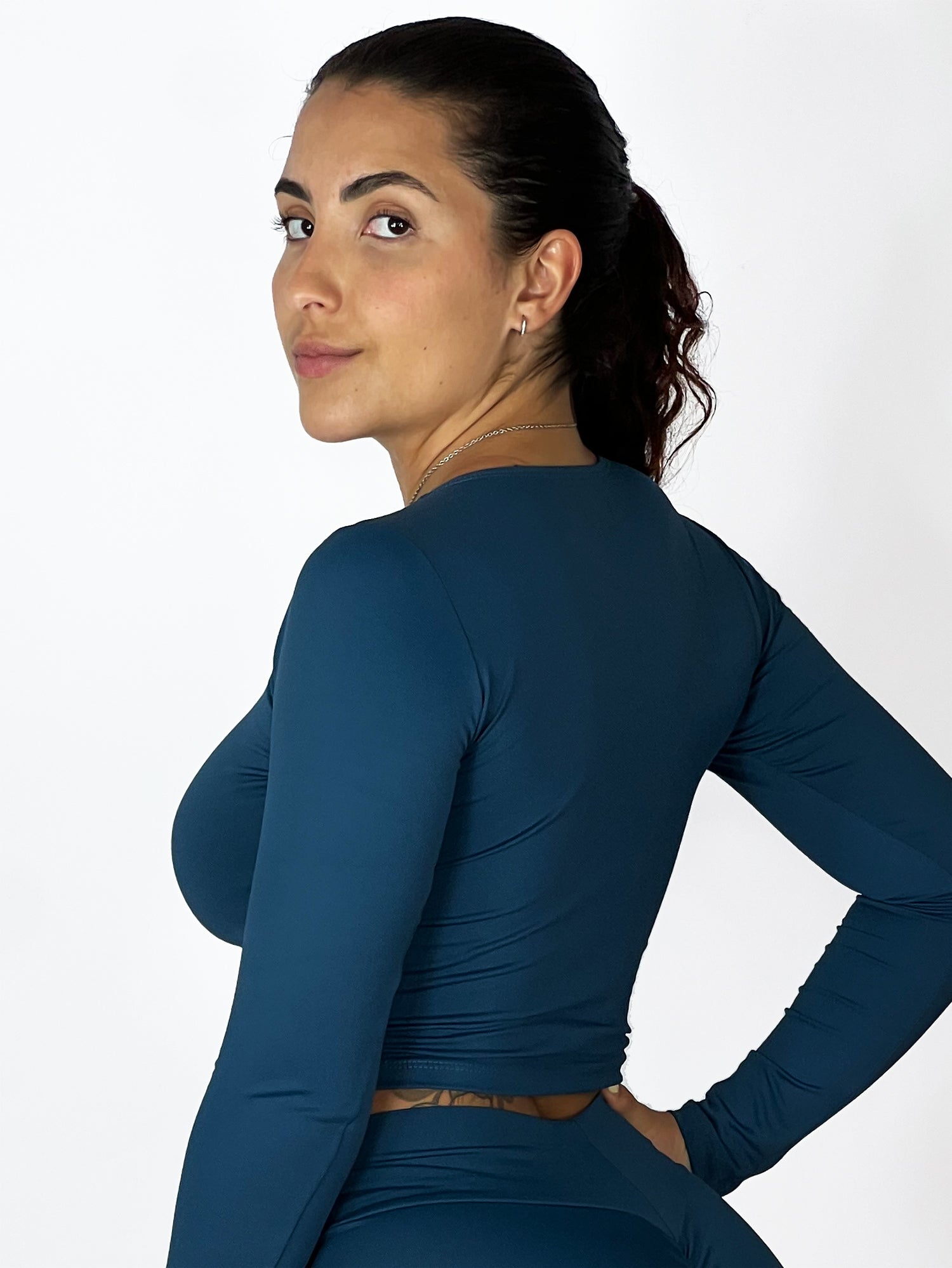 Cropped manga longa azul FBI| Suprm