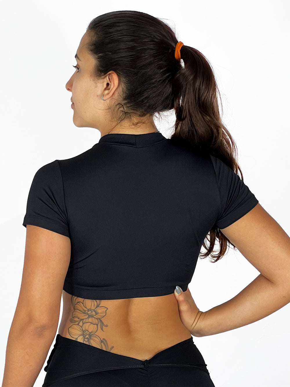 Cropped manga curta preto | Suprm