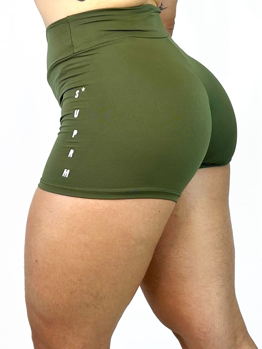 Short clássico verde militar | Suprm